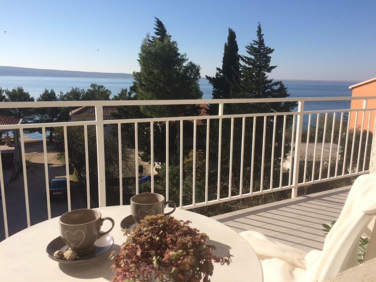 Apartments Villa Jusup Starigrad Exterior photo