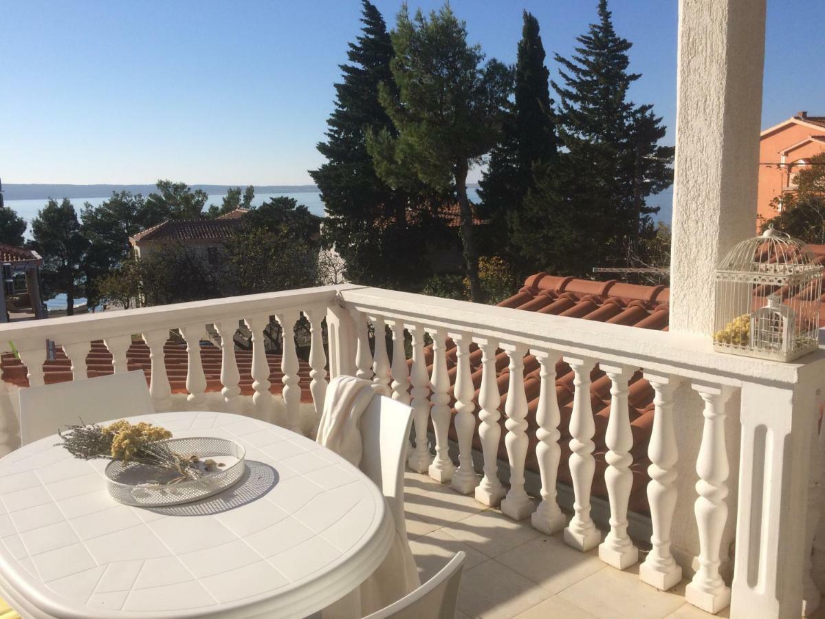 Apartments Villa Jusup Starigrad Exterior photo